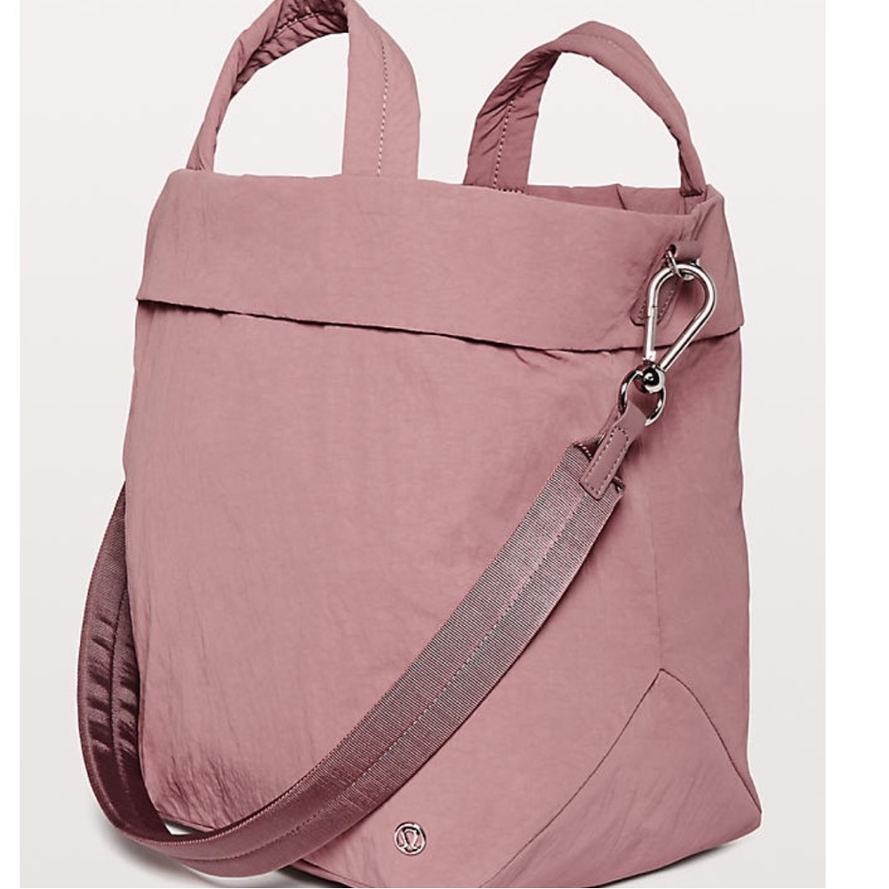 Lululemon On My Level Bag 2.0 19L